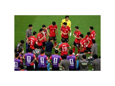 월드컵 경기 시간 낭비 줄이려는 FIFA 규정 개편