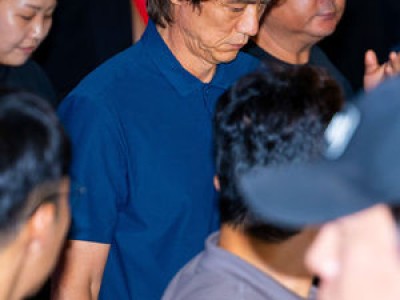 홍명보 일본 J리그로 이적 가능성 언급