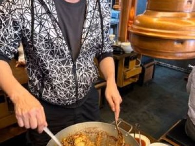 홍경민 볶음밥 직접 봅는 장면 공개해 웃음