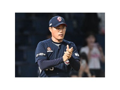 두산 베어스 이승엽 감독 물러나 조성환 대행 체제