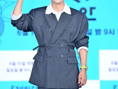 전현무 비정상회담 의리 위해 럭키와 결혼식 참석 확정