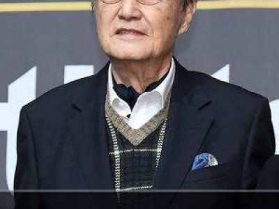 윤일봉 영면 오늘 장례식 진행